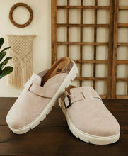 Load image into Gallery viewer, Beige Platform Clog
