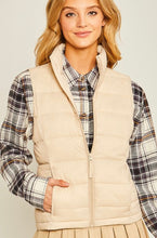 Load image into Gallery viewer, Cream puffer vest
